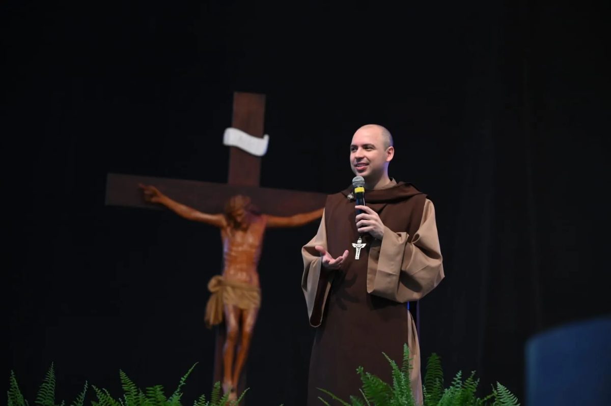 Frei Gilson: veja como adquirir ingressos para a vigília no Mangueirão pela Arquidiocese de Belém